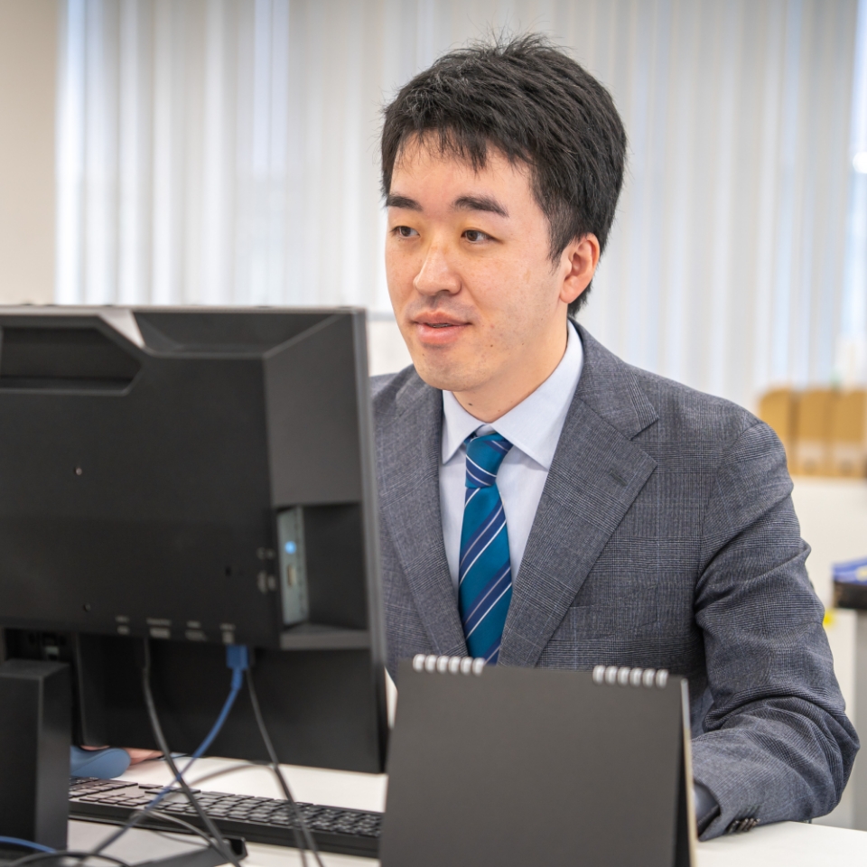 明治屋フードサービスの社員